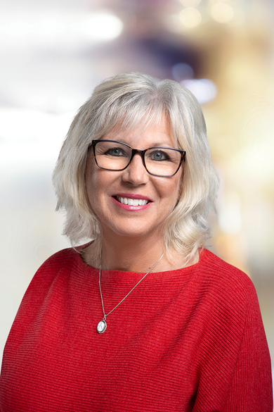 Portrait of Donna Cohen, REALTOR®.